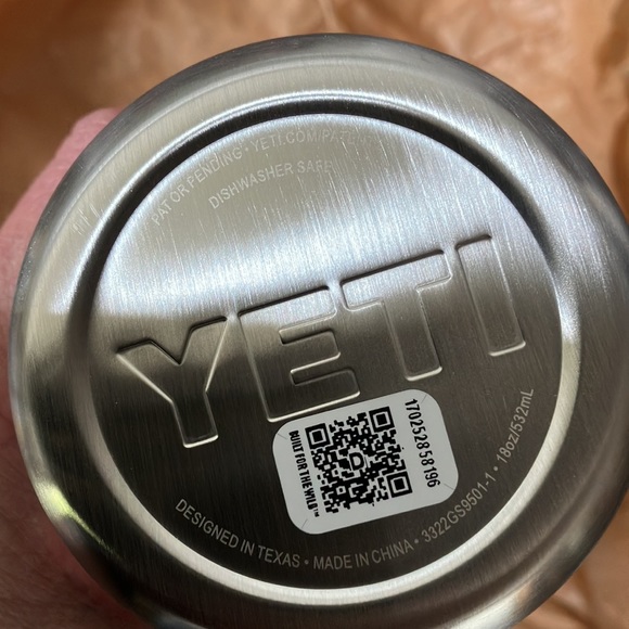 Yeti Ford Maverick collaboration cup holder tumbler NWT - Picture 3 of 5